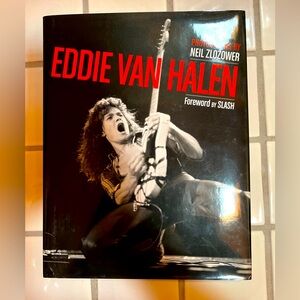 Rare first edition Eddie Van Halen book !SIGNED by Neil Zlozower!